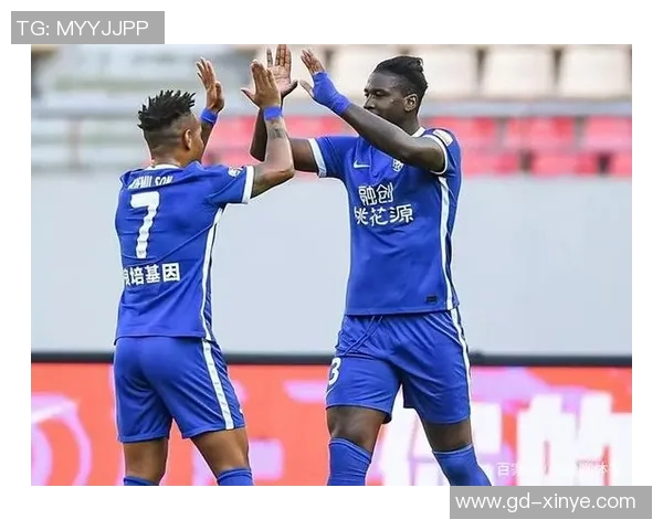 广州足球队强势领跑杯赛积分榜积分高达76分展现冠军实力 广州足球队强势领跑杯赛积分榜积分高达76分展现冠军实力