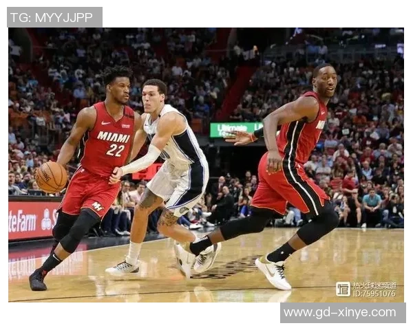 重庆网球队个人能力引发热议球员表现与团队合作的深度探讨 重庆网球队个人能力引发热议球员表现与团队合作的深度探讨