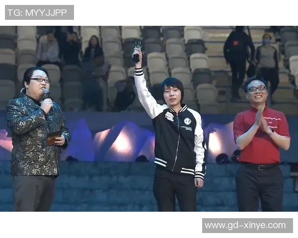 黄芳专访:从新手到职业选手的DOTA2成长之路回顾 黄芳专访:从新手到职业选手的DOTA2成长之路回顾